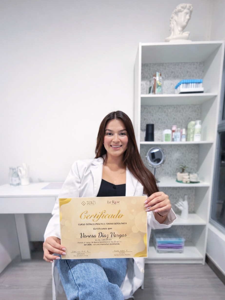 Dra. Vanesa Díaz Vargas en su consultorio